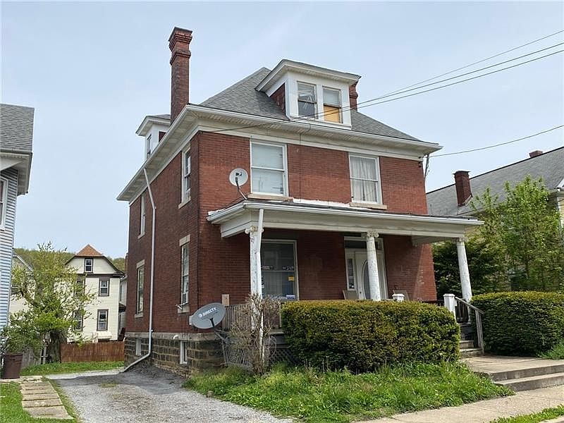 1st image of 230 W Brady St