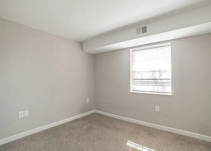 3607 Labyrinth Rd — Photo 24