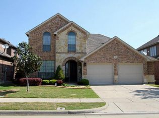 190 Hampton Dr, Fate, TX 75087