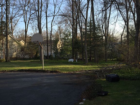 2nd image of 234 Woodland Ave