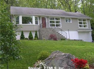 92 Harwood Rd, Waterbury, CT 06706