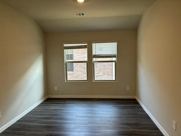 3814 Meredith Dr — Photo 4