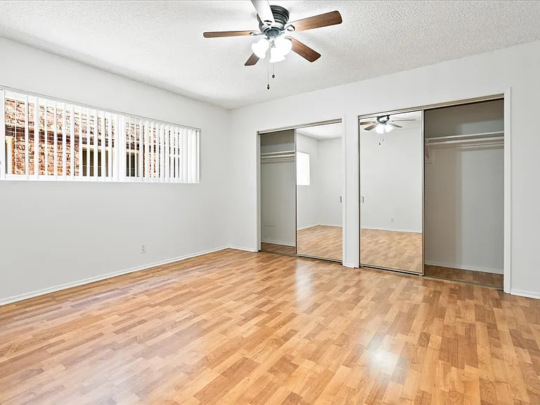 135 S Belmont St #1 — Photo 8