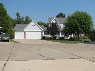 429 Wyatt Dr, Saint Peters, MO 63376