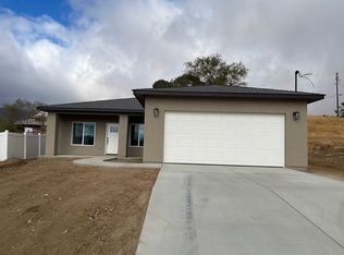 22801 Monroe Ln, Tehachapi, CA 93561
