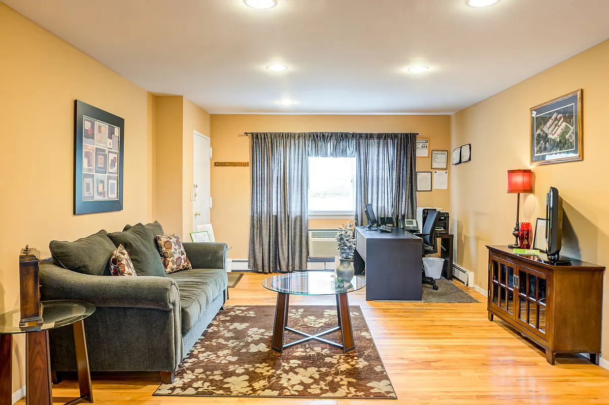 Building Photo - Washington Heights, LLC