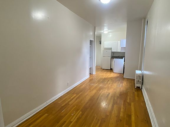5th image of 404 W 56th St APT 18