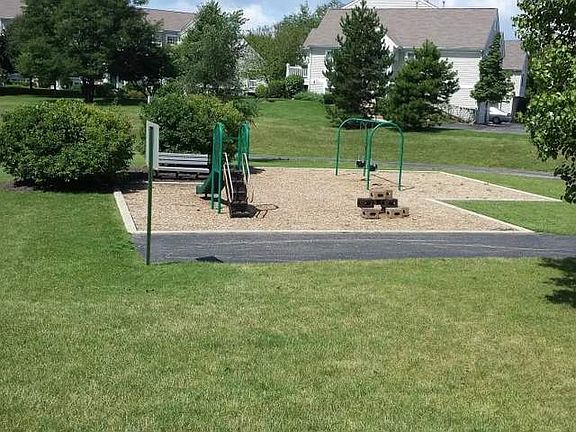 5th image of 1751 Avalon Ct