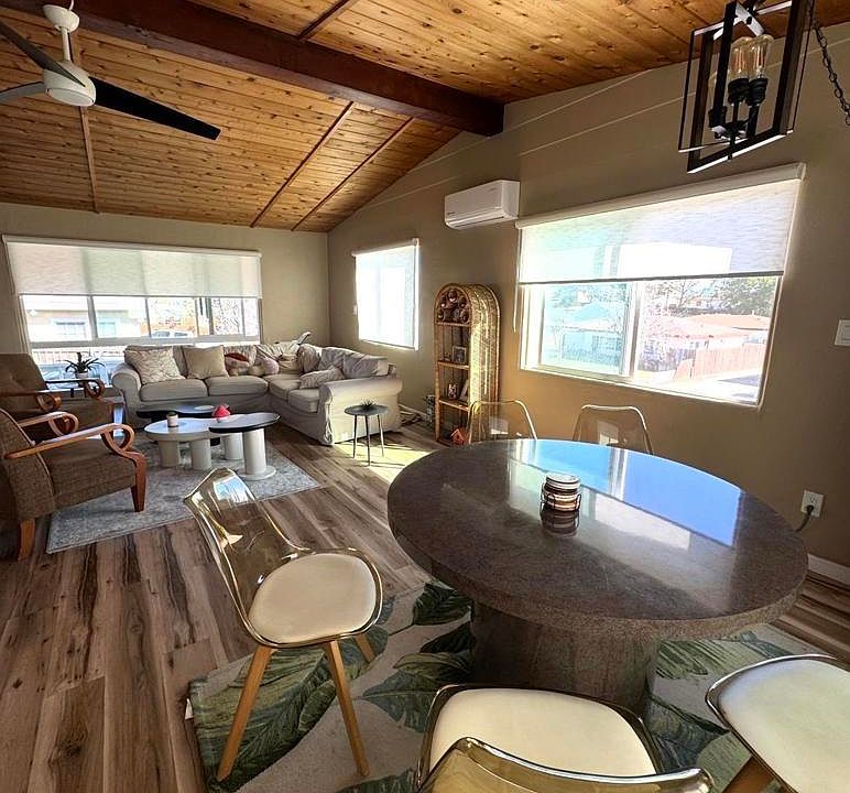 1st image of 2610 Glebe Rd