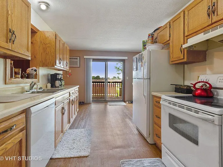 1000 Beauchamp Ave #3 — Photo 4