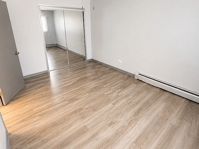 7043 S East End Ave #2A — Photo 19