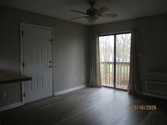 3rd image of 208 Misenheimer Dr NW #208