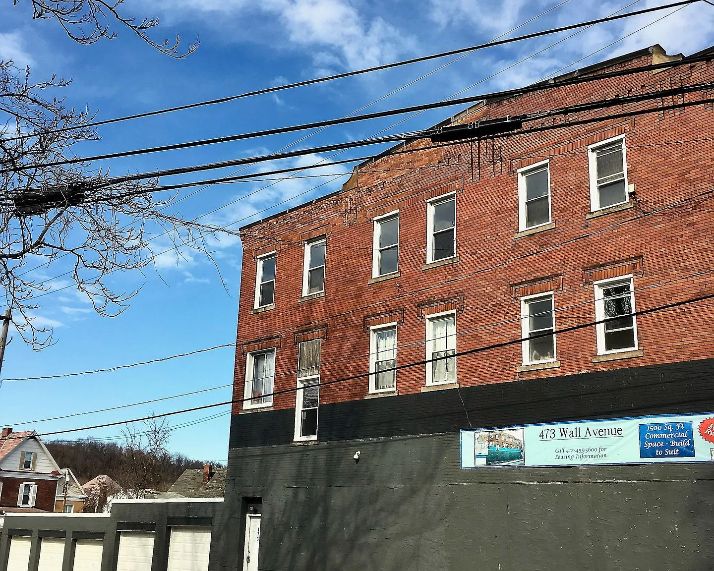 Large & Spacious Apartments in Wall, PA * Pet Friendly * Fully Renovated * Central A/C * Availabl... — Photo 4