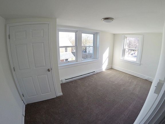 3rd image of 210 Bradford Ave #2