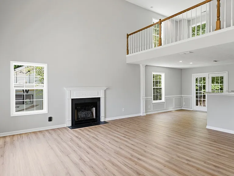 349 Clearlake Dr — Photo 8
