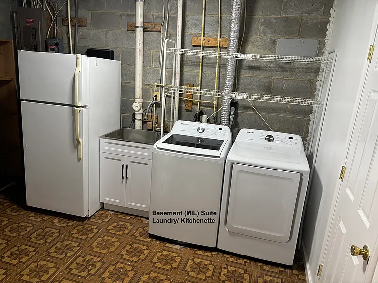 Basement MIL Suite Laundry/Kitchenette