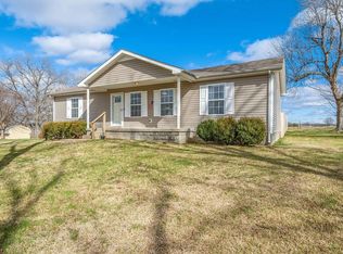 436 Hawkins Rd, White Bluff, TN 37187