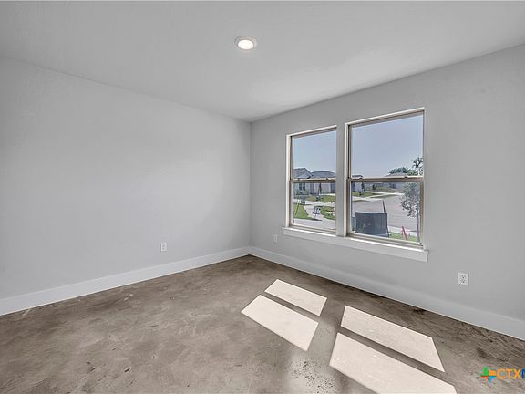 3rd image of 1026 Lexington Dr