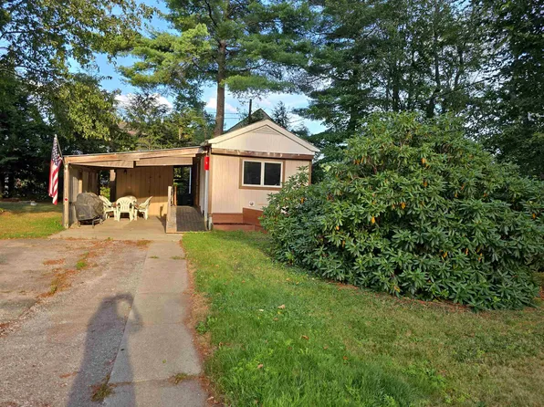 9 Edgewood Park Drive, Newport, NH 03773