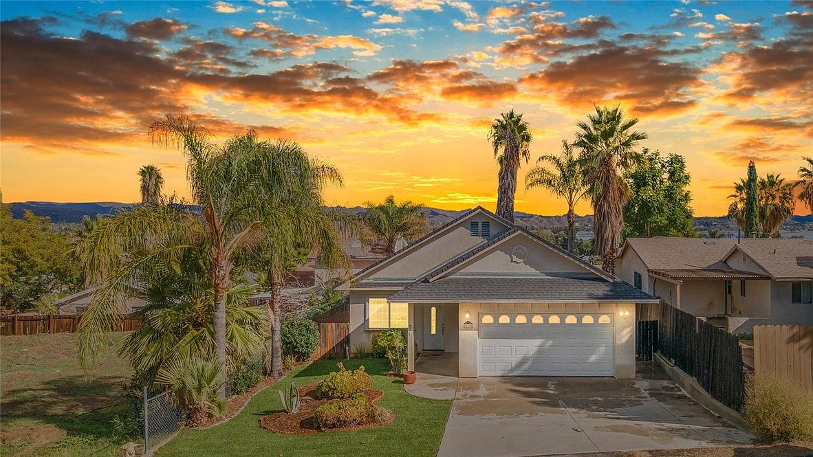 15520 Washington St, Lake Elsinore, CA 92530 Zillow