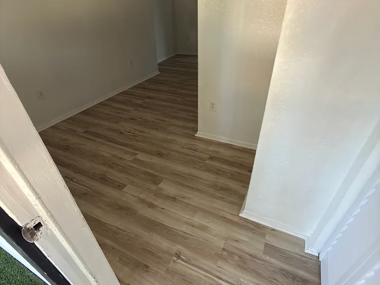 4480 40th St N #9 — Photo 7