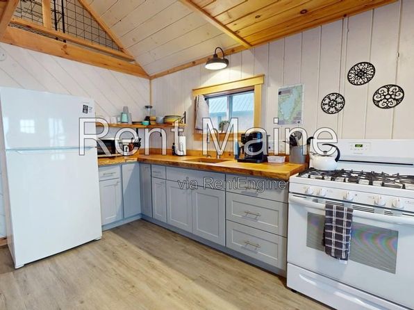 8 Sand Beach Ln #The