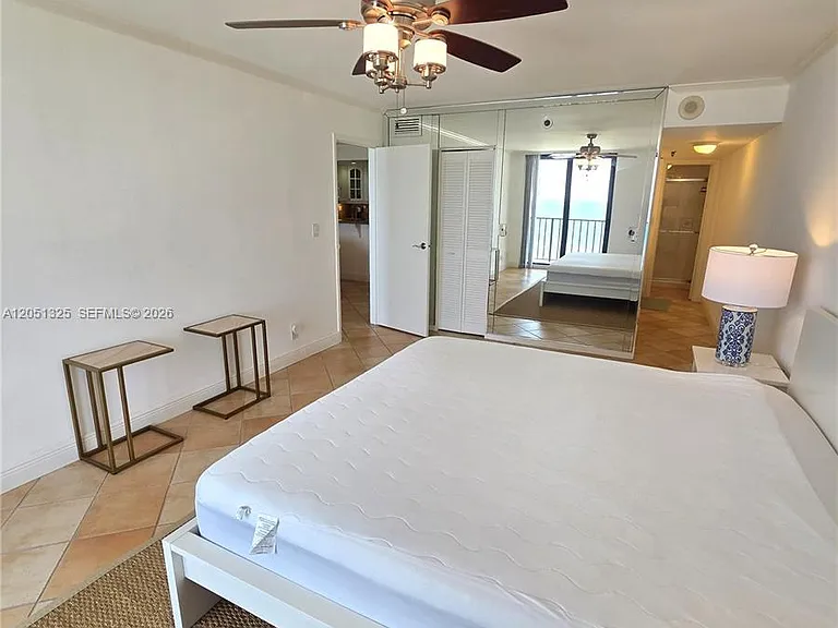 2625 Collins Ave #1506 — Photo 6