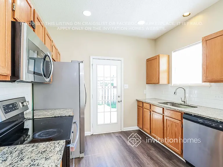 12000 Cartgate Ln — Photo 9