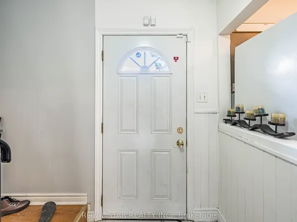 105 Hansen Rd N #99, Brampton, ON L6V 3C9