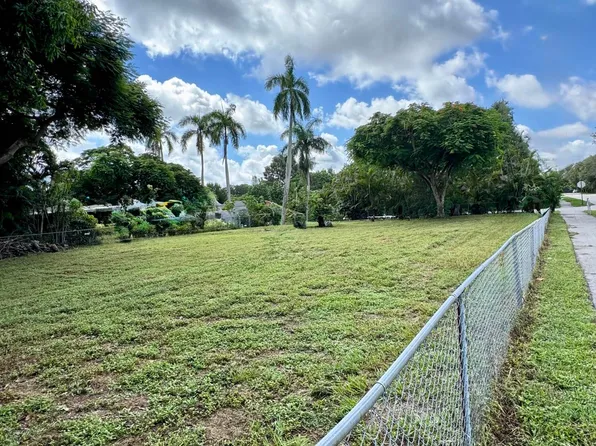 5229 Sunrise Boulevard, Delray Beach, FL 33484