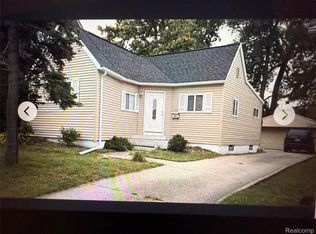 479 Cambridge Rd, Royal Oak, MI 48067