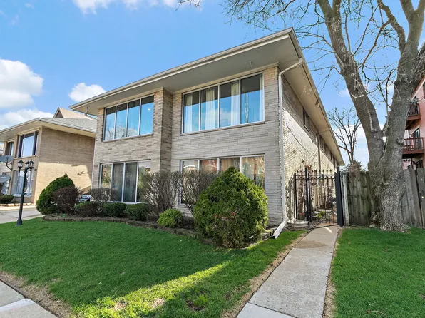 1111 N Harlem Ave Rear 2A, Oak Park, IL 60302