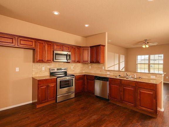 3rd image of 806 SW Pure Globe St