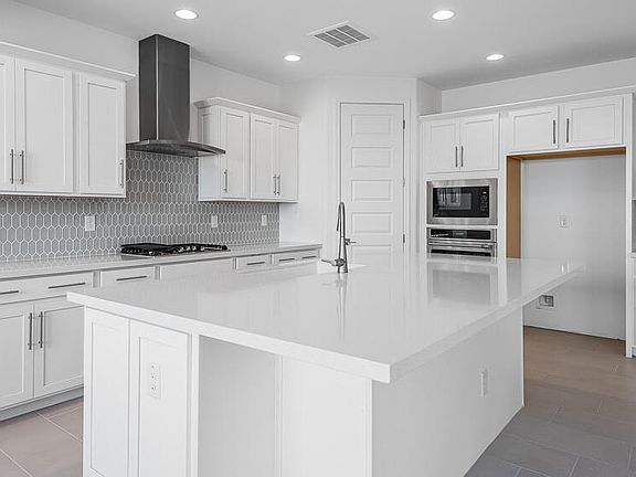 4th image of 9054 S 169TH Drive