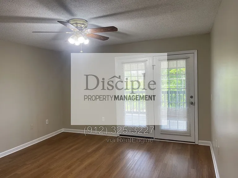 22 E Dubois St #7B — Photo 6