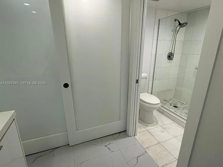 3530 Mystic Pointe Dr #3208 — Photo 7