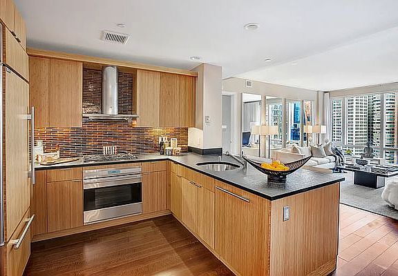 5th image of 70 Little West St APT 27F