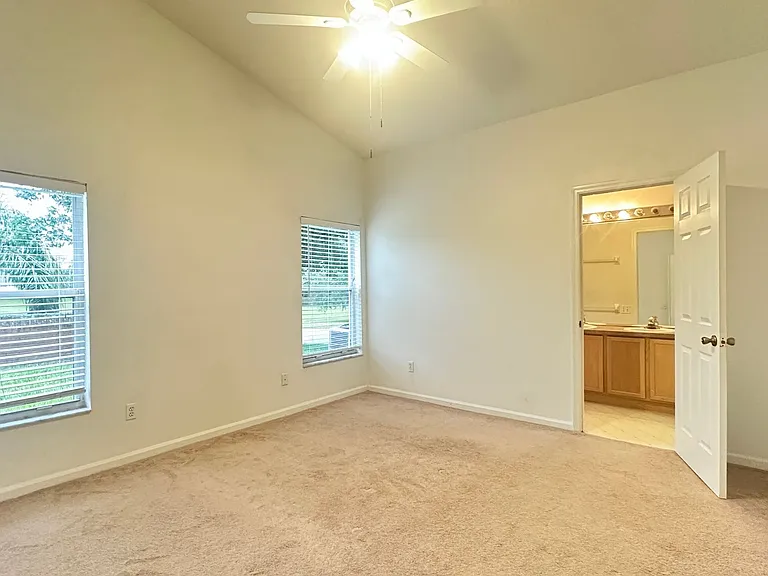 1709 Pine Bay Dr — Photo 16