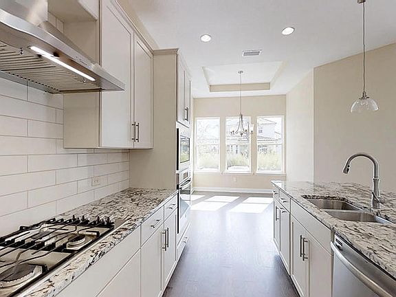 5th image of 2723 Tartus Dr