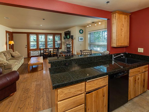 5th image of 18575 SW Century Dr #2018