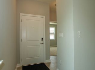 6692 Jackson Run Dr, Whitestown, IN 46075