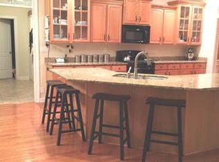 3637 Woodland Lakes Dr, Floyds Knobs, IN 47119
