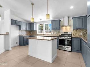 592 Morgan Cir, Sun Valley, NV 89433