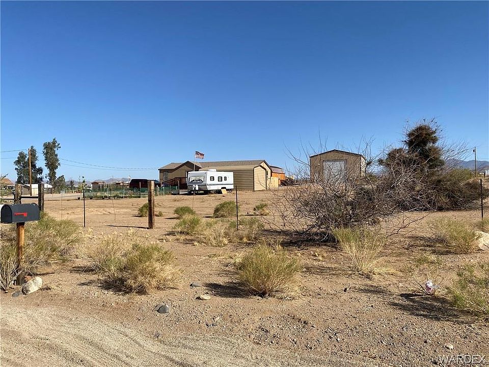 1st image of 4083 W Chino Dr