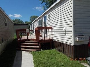 230 Central Skokie Rd, Lake Bluff, IL 60044