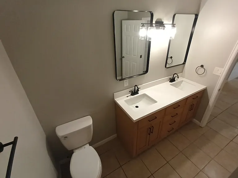 683 E Clarion Dr #2 — Photo 6