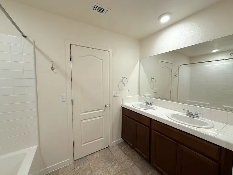 395 Mono Lake Ave — Photo 20