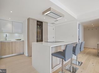 3 Washington Cir NW APT 607, Washington, DC 20037