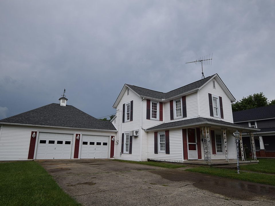 1st image of 218 Sara St