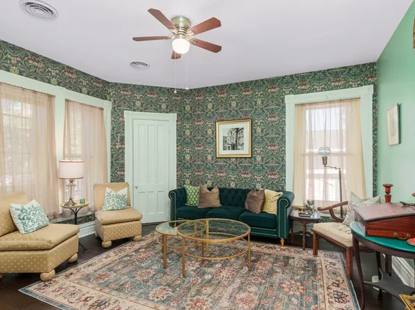 19 Palmer St #Id1302139p, Stillwater, NY 12170